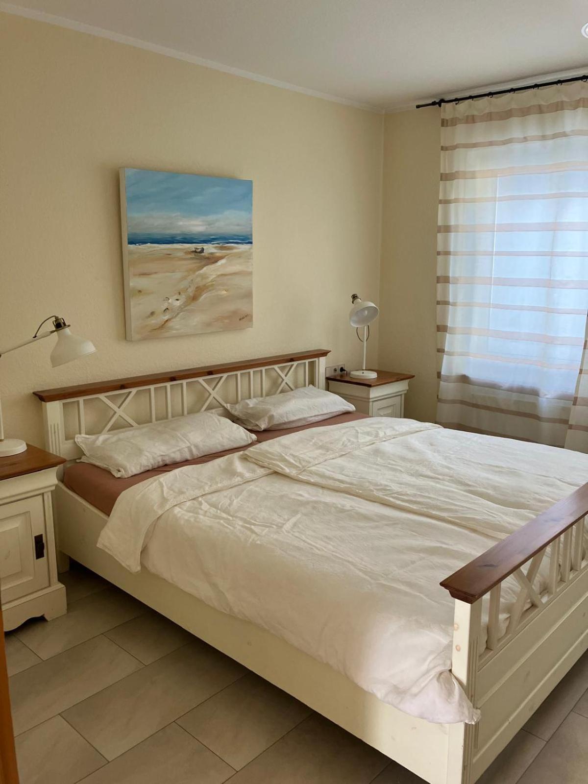 Komfortferienwohnung Zentrum ルートヴィヒスブルク エクステリア 写真